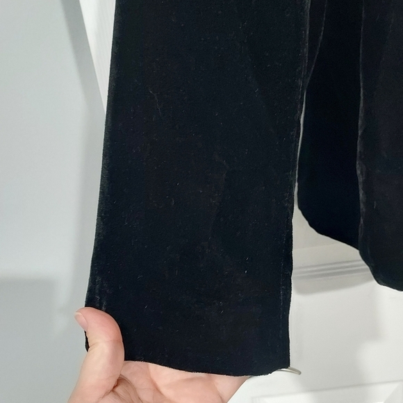 JM Collection Black Velvet 3 Button Front Long Sleeve Blazer in Size 14W - Picture 7 of 13